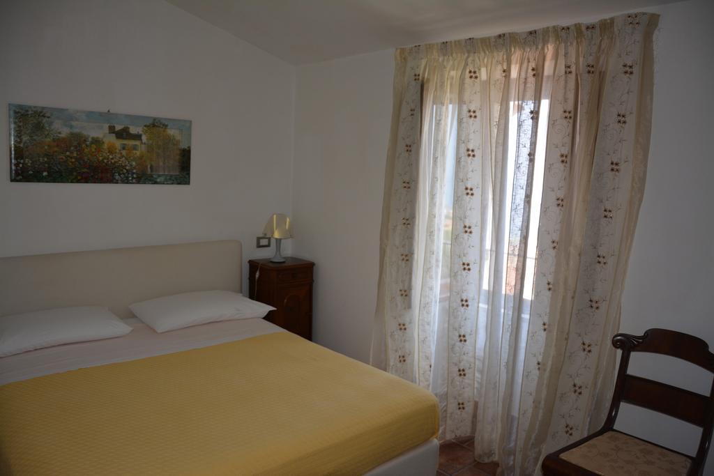 B&B La Casa Rossa 파올라 객실 사진